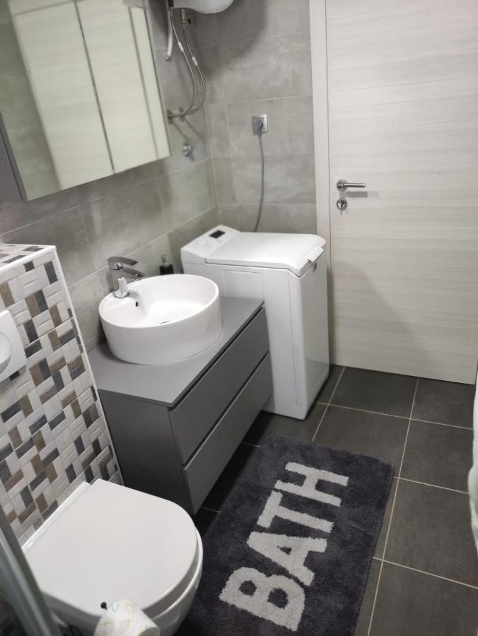 Apartman Ivana Biograd Na Moru Exterior foto