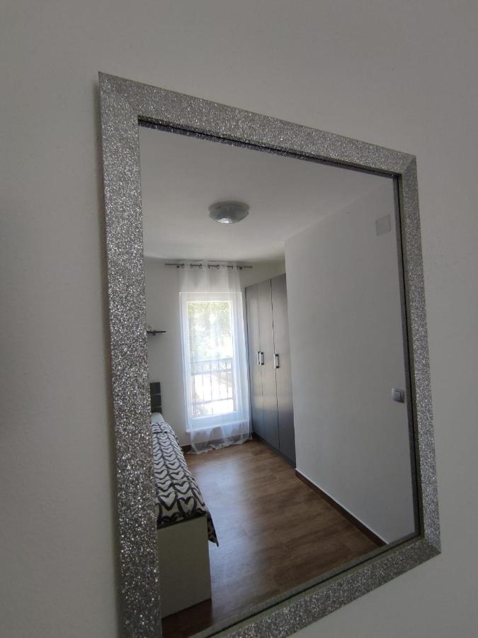 Apartman Ivana Biograd Na Moru Exterior foto