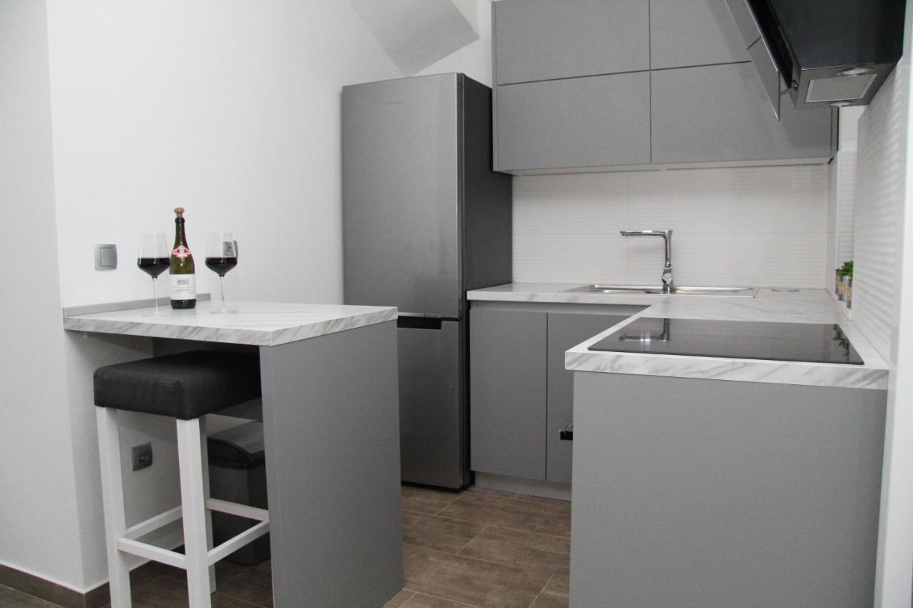 Apartman Ivana Biograd Na Moru Exterior foto