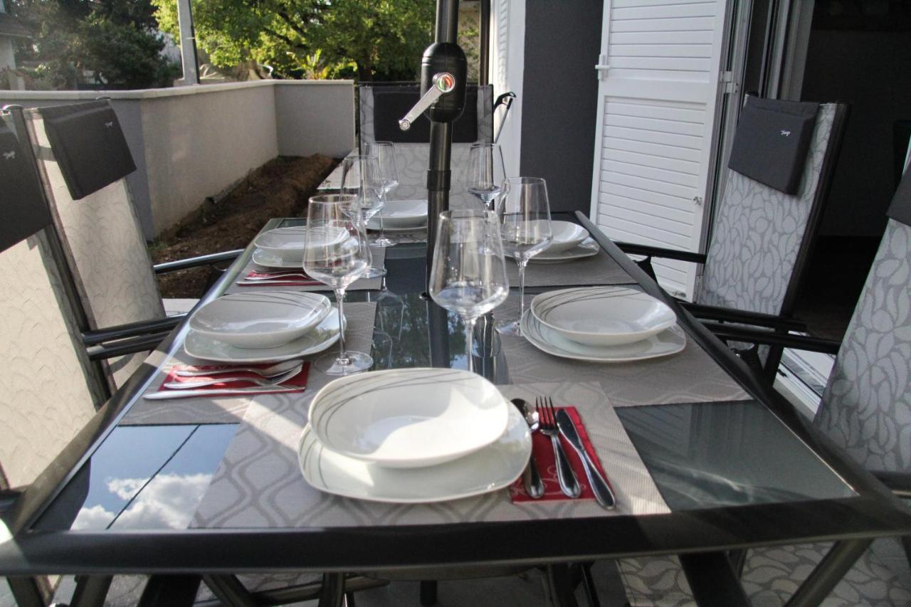 Apartman Ivana Biograd Na Moru Exterior foto